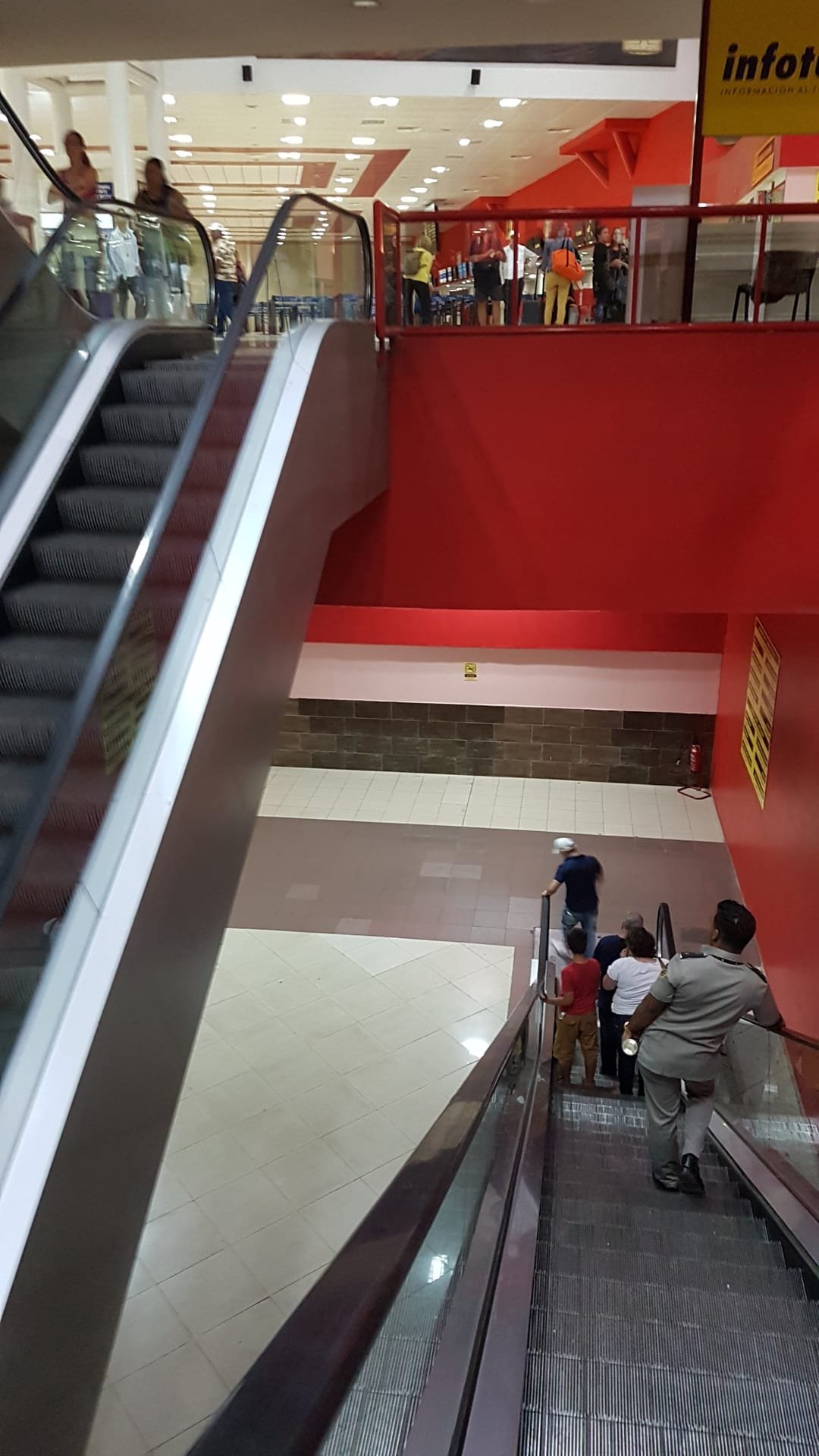 Area check-in dell'aeroporto José Martí, L'Avana
