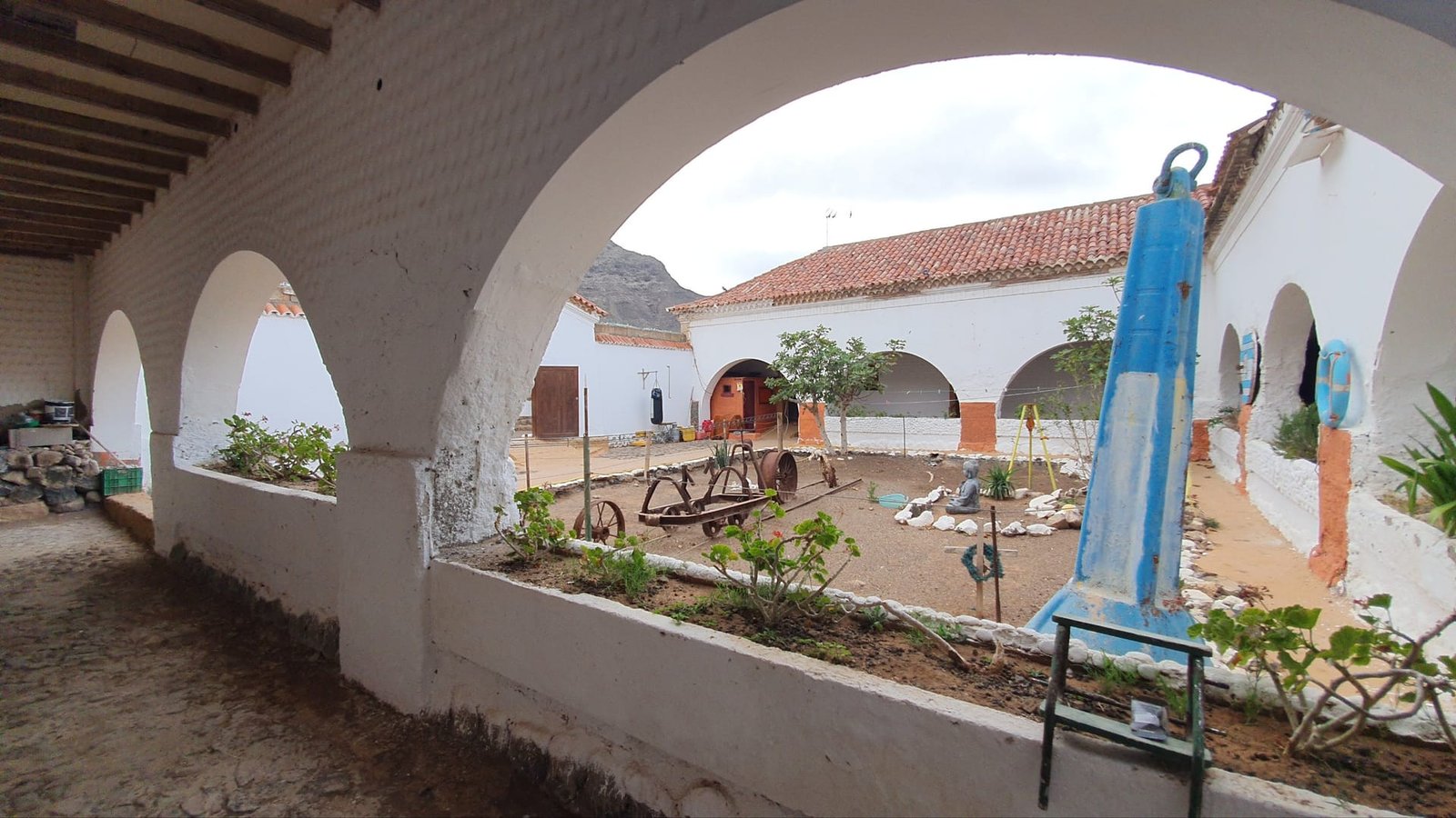 Un dettaglio delle finestre della villa
