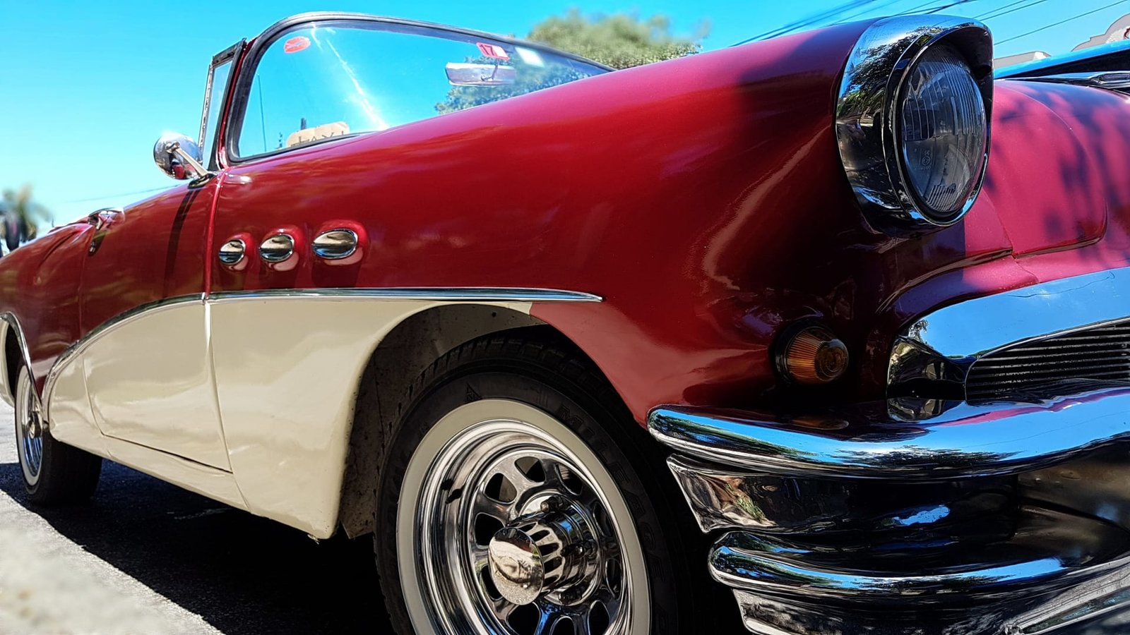 Chevrolet anni '50 per le strade di Cuba