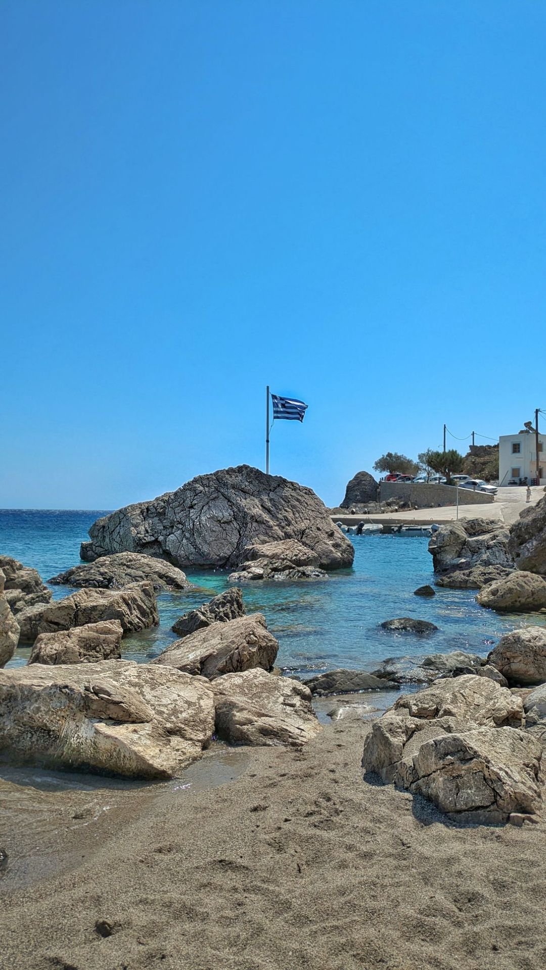 La spiaggia di Agios Nikolaos a Spoa