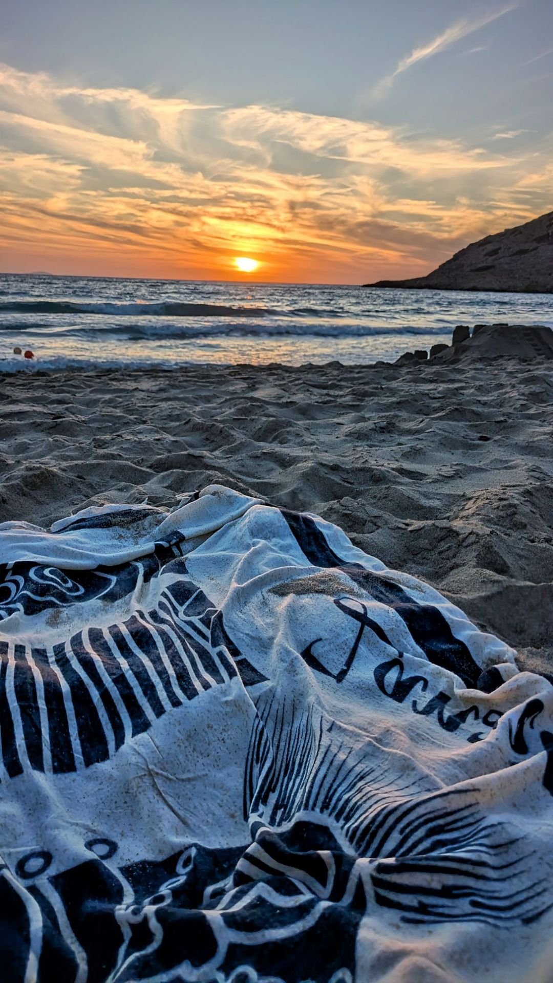 La spiaggia di Agios Nikolaos ad Arkasa