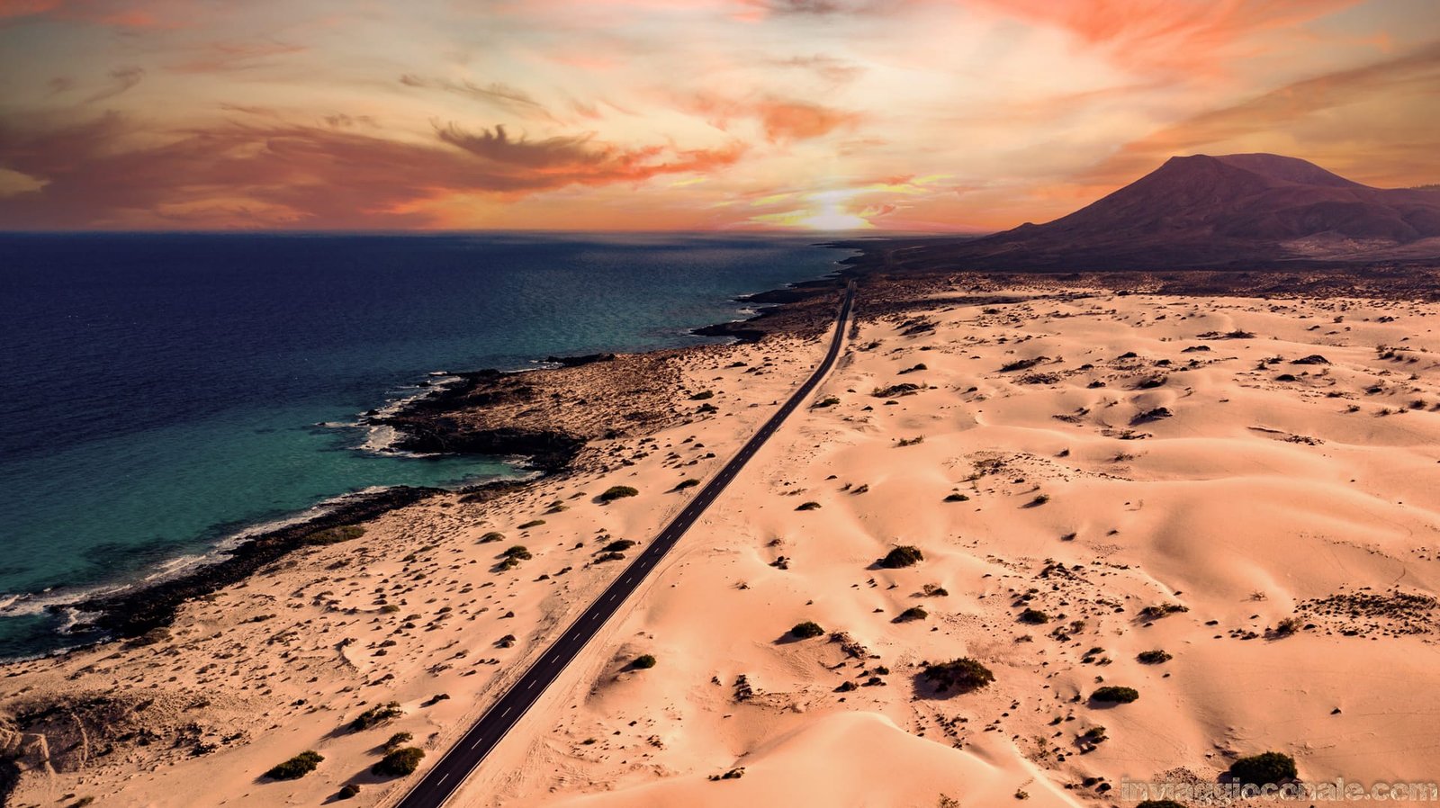 Distesa di sabbia infinita a Corralejo