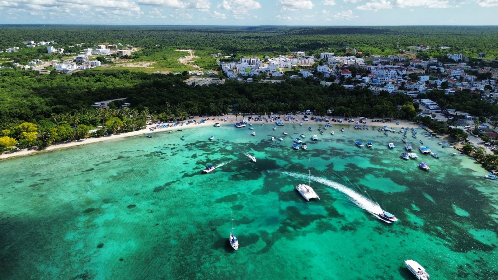 Spiaggia da dove partono per la Saona