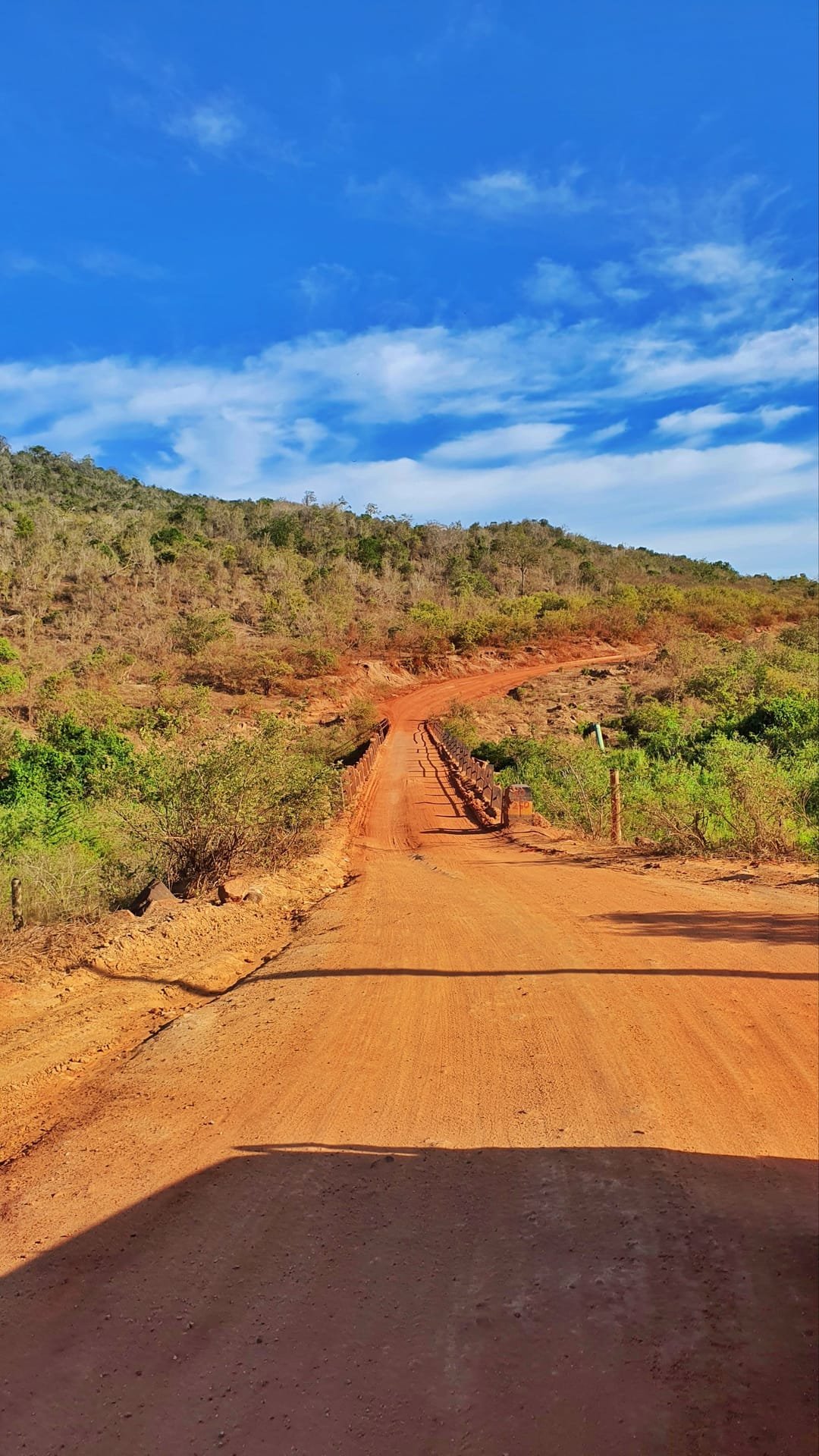 Panorama della savana dello Tsavo all’alba