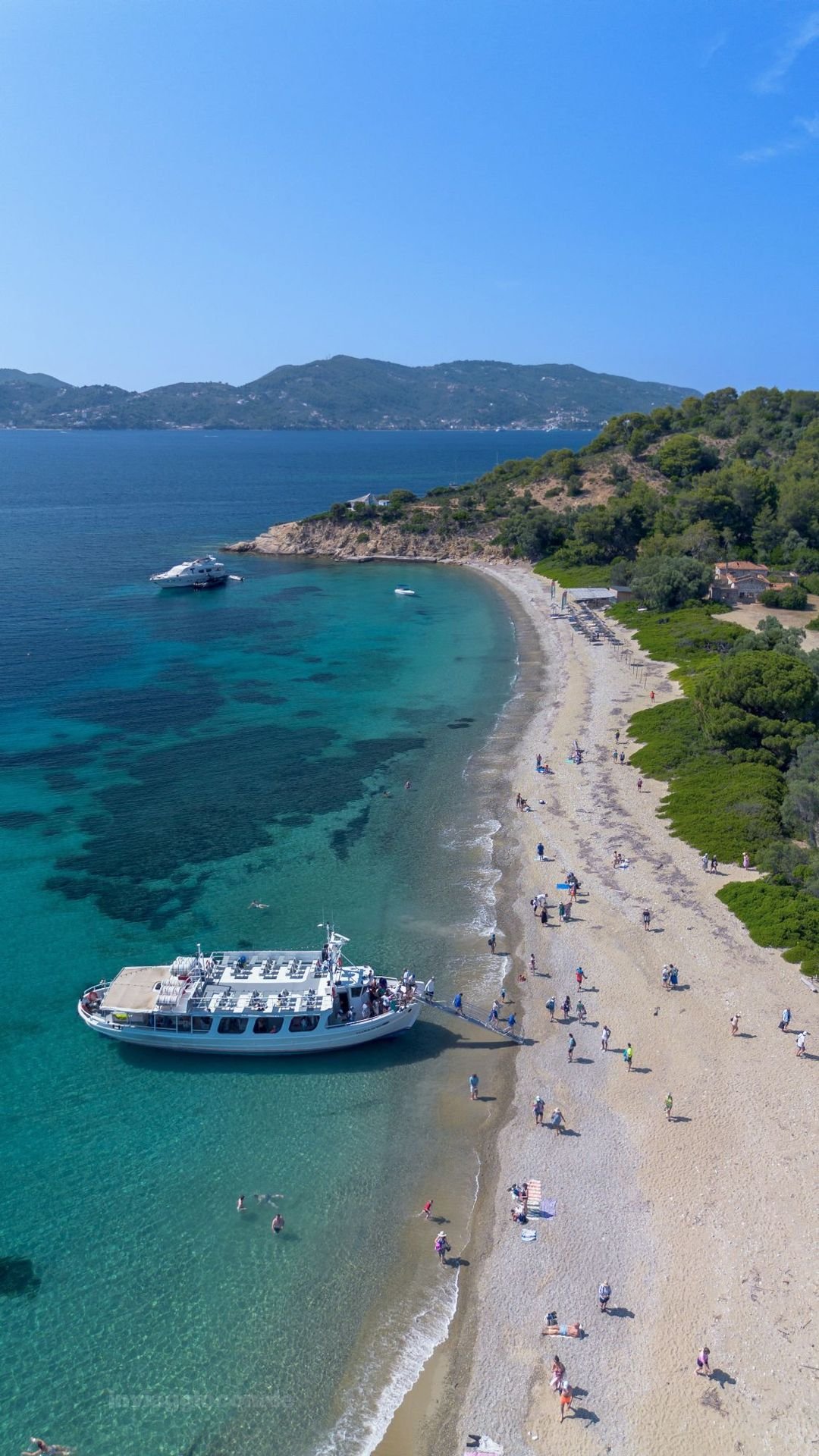Tsougaria Beach