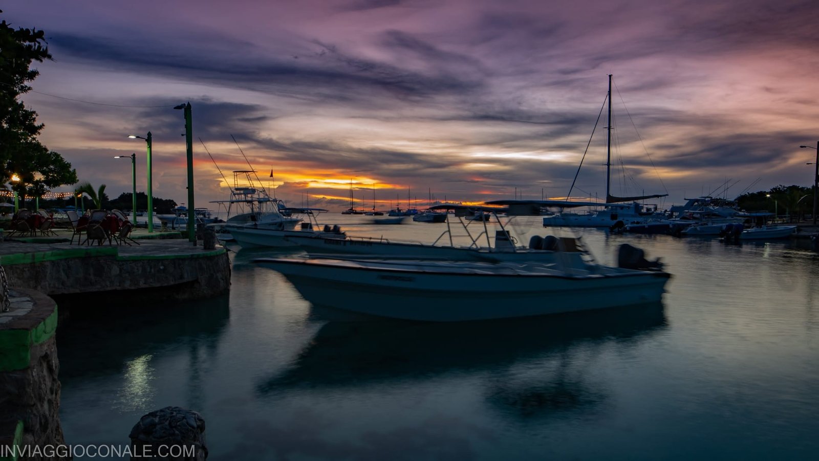 Riflessi del sole sul mare di Bayahibe