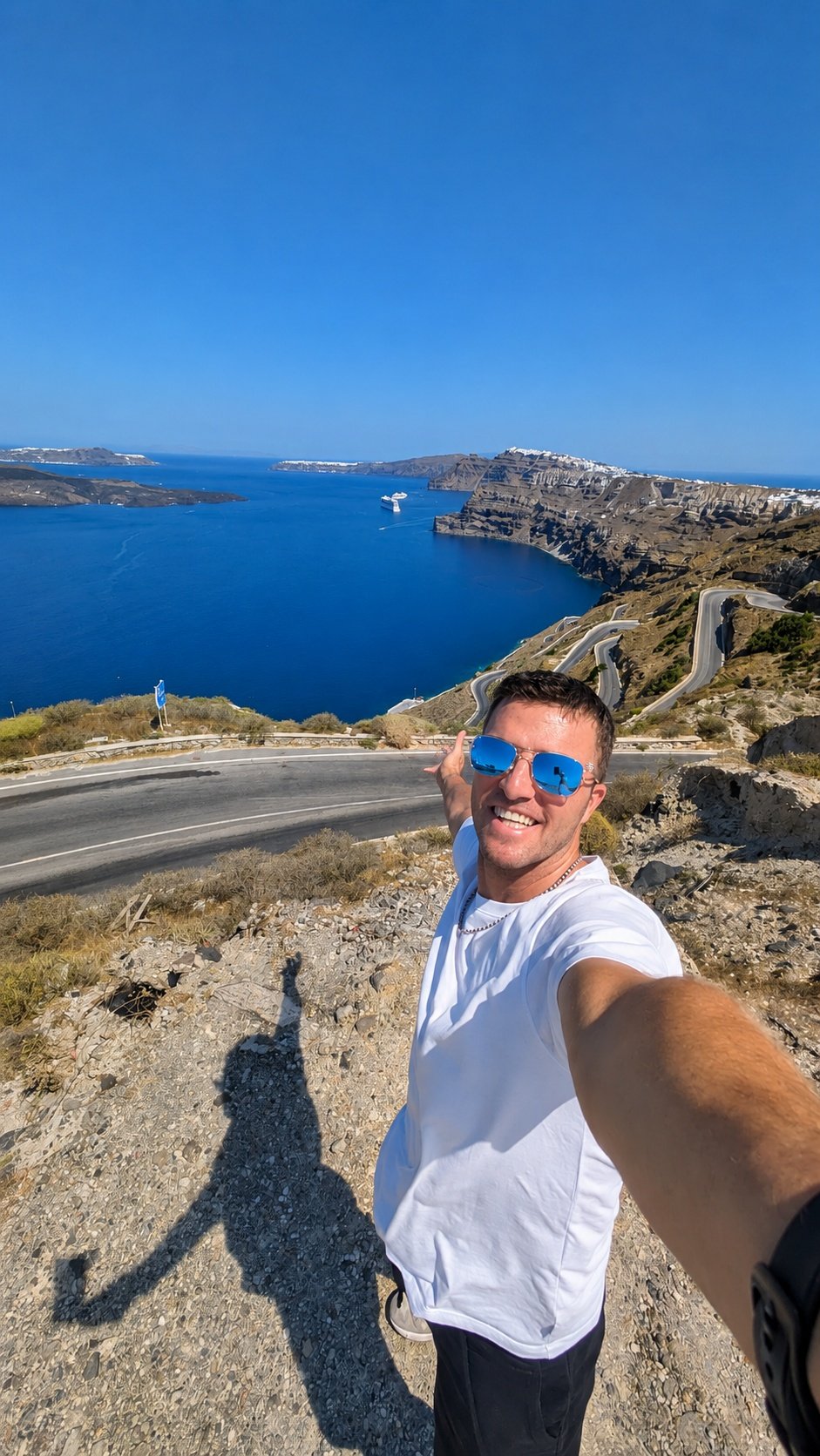 Vivere e lavorare a Santorini