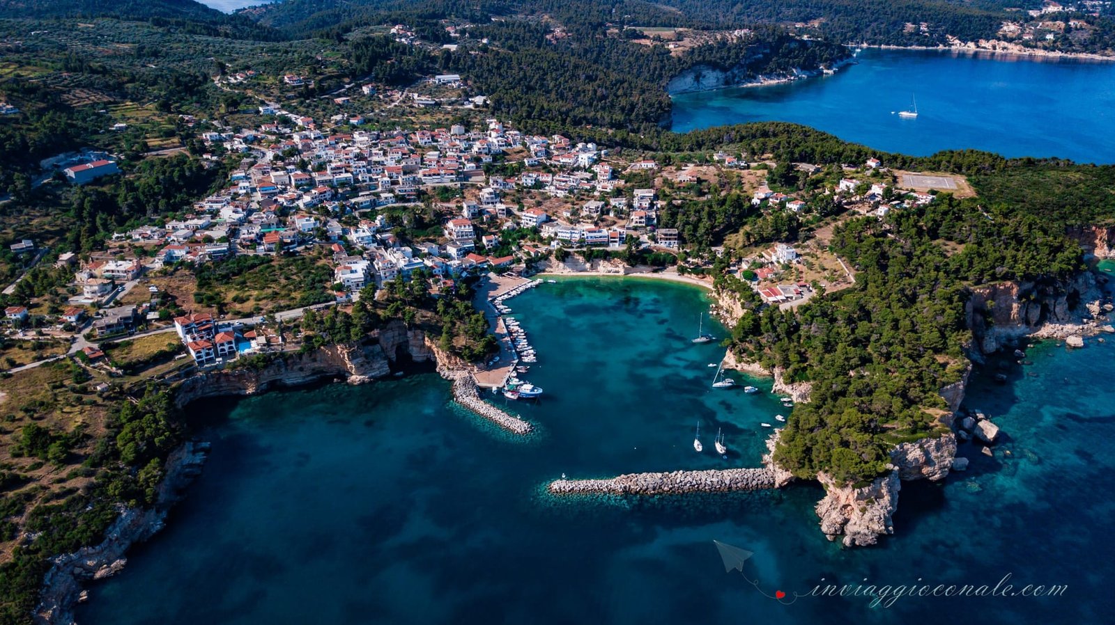 Il piccolo porto di pescatori di Votsi, Alonissos
