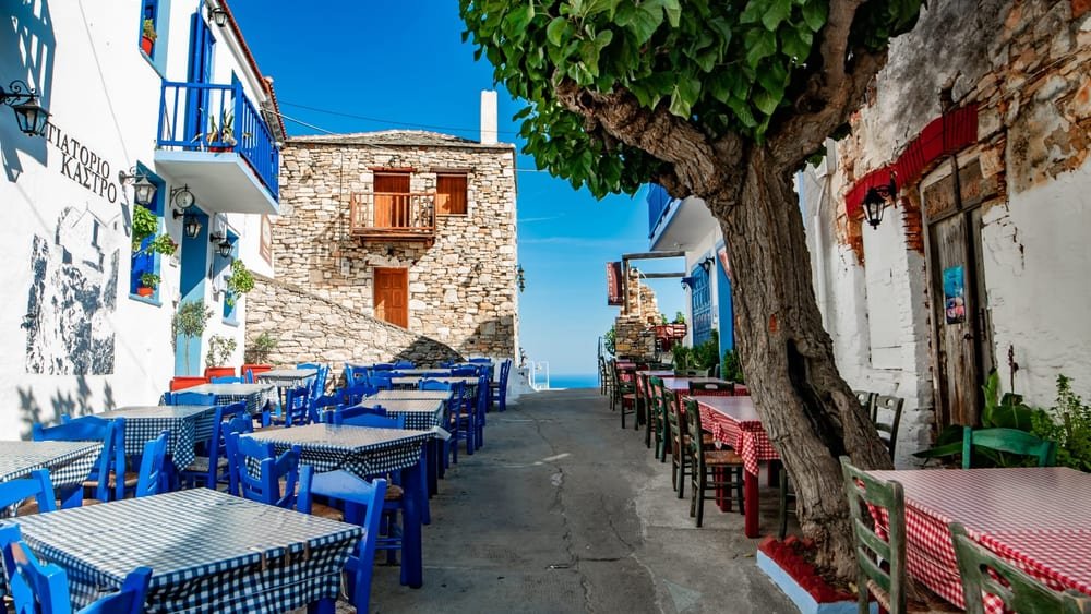 Alonissos, i tavolini di Chora
