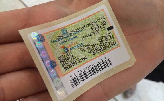 contrassegno amministrativo da € 73,50 (da acquistare in una rivendita di valori bollati o tabaccaio);